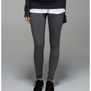 LULULEMON Wunder Under Legging in Geo Print - 29" inseam